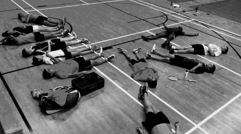 Badminton warm up